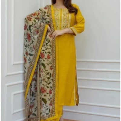 Addhira Kurta Set With Printed Mulmul Dupatta