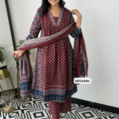 Mirrah Cotton Kurta Set With Dupatta