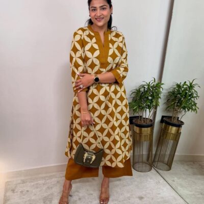 Cottsiya Floral Kurta Set
