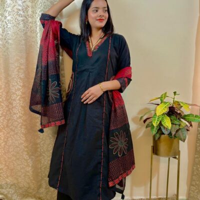 Kashida Comfort Embroidered Cotton Kurta Set With Dupatta