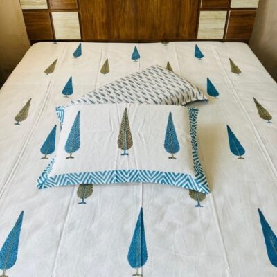 Royal Weaves Handblock Printed Cotton Double Bedsheet Set