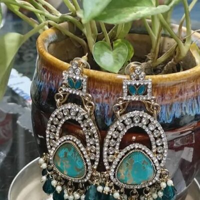 Golden Grace Earring Set