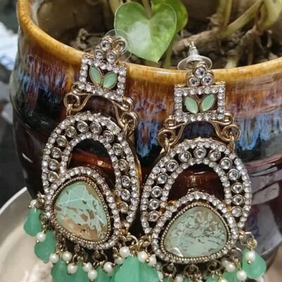 Golden Grace Earring Set