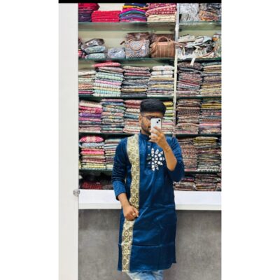 Jashn Embroidered Men's Kurta