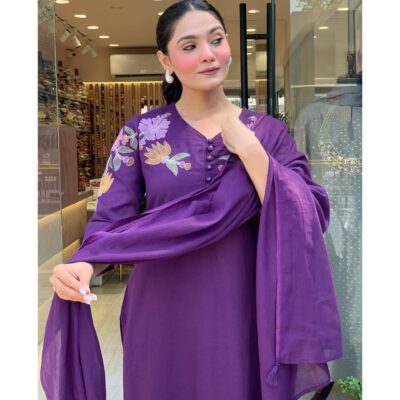 Kriti - 3 Piece Set With Threadwork