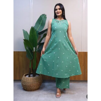 Ravya- Cotton Kurta Set With Mirror Work