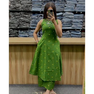 Ravya- Cotton Kurta Set With Mirror Work