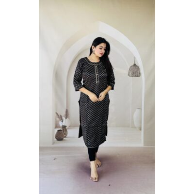 Kurvi- Silk Kruti With Elegant Print