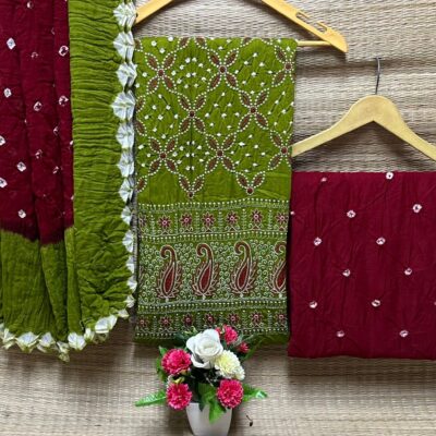 Kalakriti- Bandhani Suit Set With Lucknowi Work