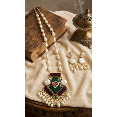 Varni- Pearl Embellished Jewellery Set