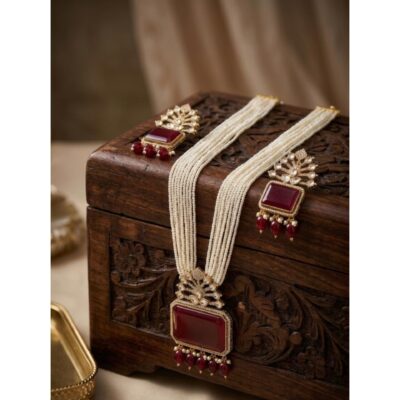 Zehra- Multi-Layered Pearl Necklace Set