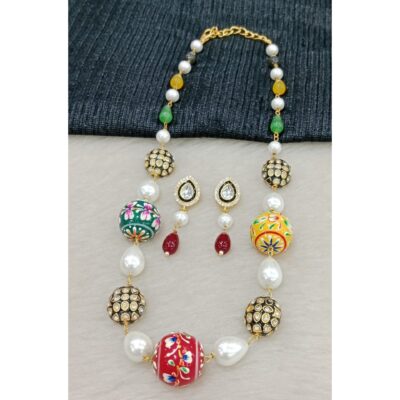 Mevika- Hand-painted Pearl Jewellery Set