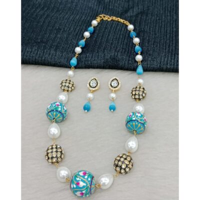 Mevika- Hand-painted Pearl Jewellery Set