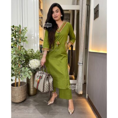 Kashida- Ethnic Embroidered Kurta Set