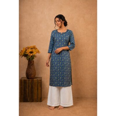 Kashvi- Ethnic Print Silk Kurti