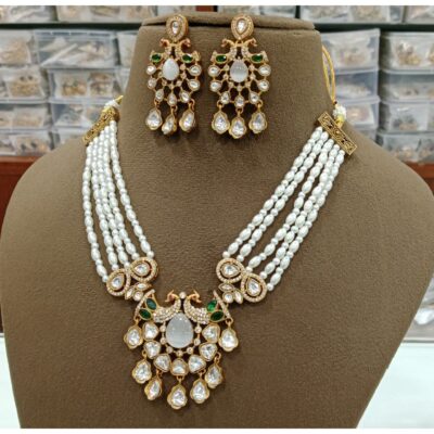 Zevar- Royal Kundan Pearl Jewellery Set