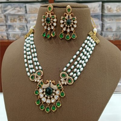 Zevar- Royal Kundan Pearl Jewellery Set