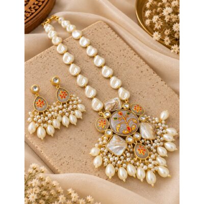 Noor- Royal Baroque Pearl Set